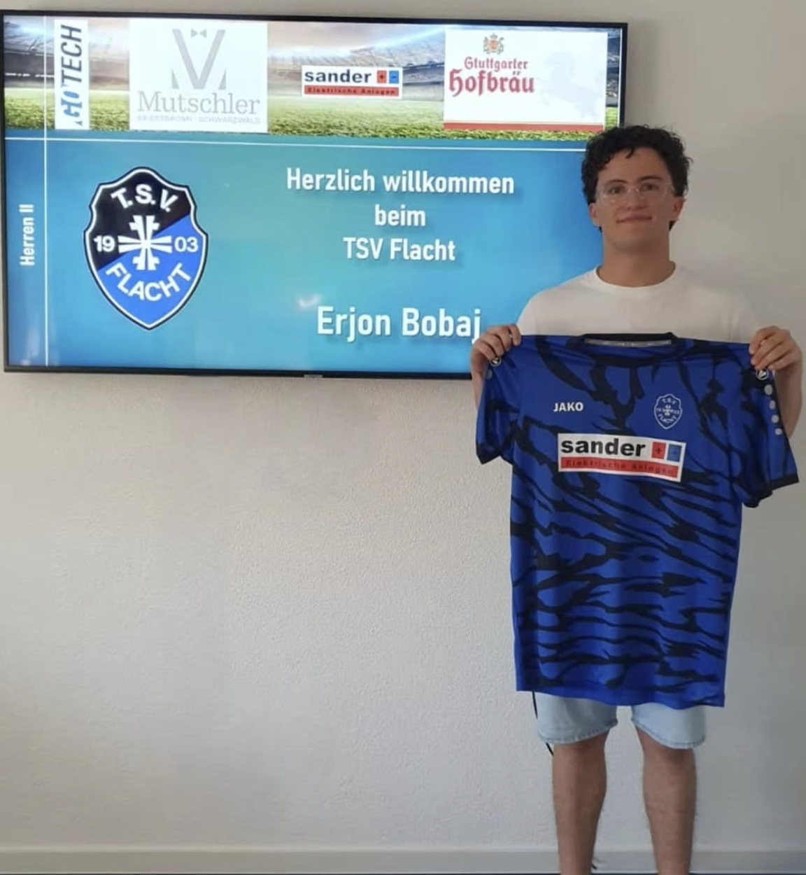Herzlich willkommen beim TSV Flacht, Erjon!